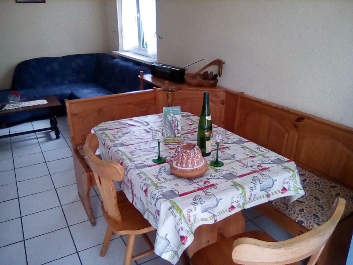 Les Gites Du Lindenberg Dambach Exteriör bild